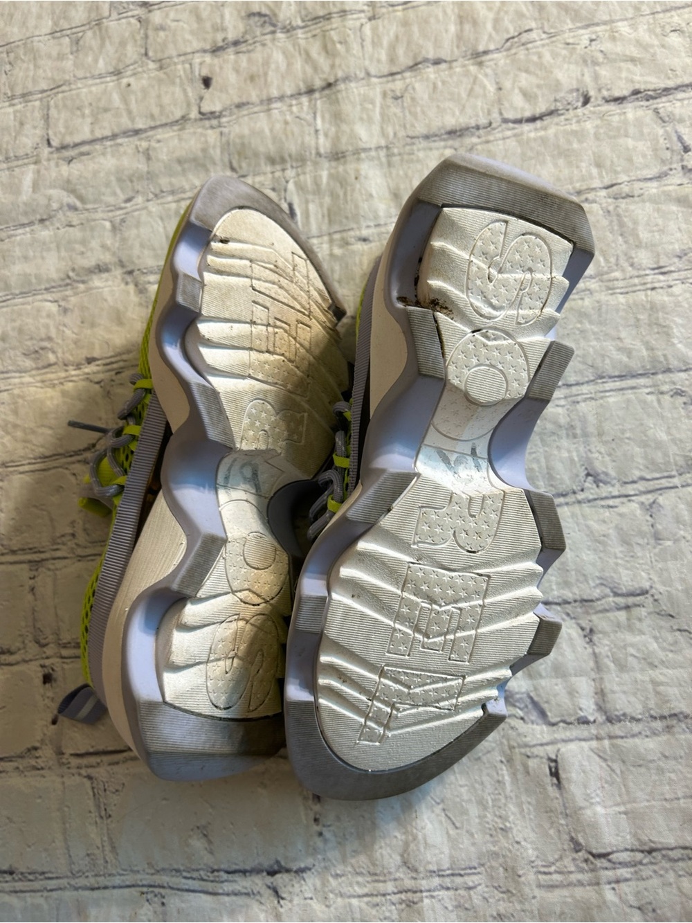 SOREL KINETIC IMPACT 11 LACE-UP NEON AND GREY/WHITE SNEAKERS WOMEN’S SIZE 7.5 - Picture 10 of 11